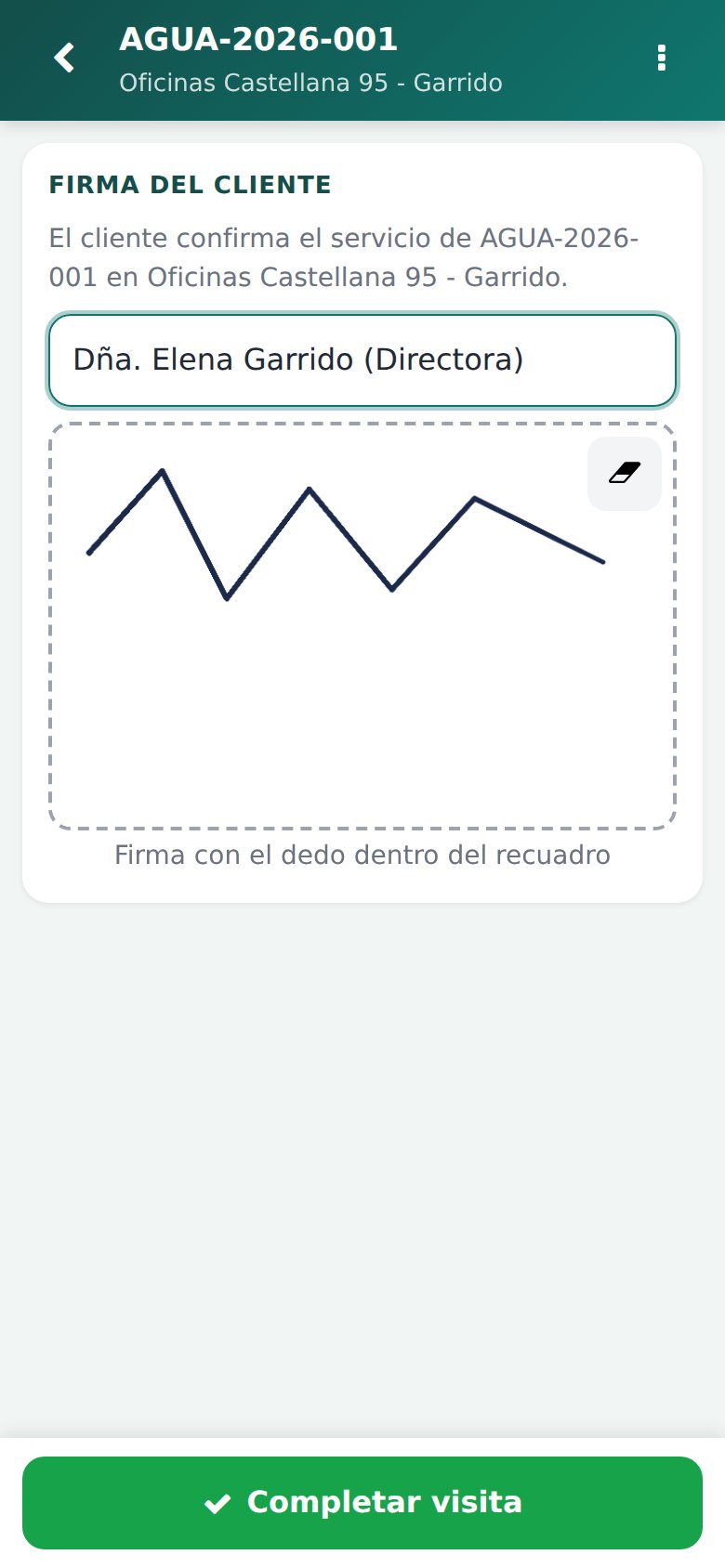 App Móvil - Firma táctil en pantalla y check-out: validación directa de Dña. Elena Garrido.